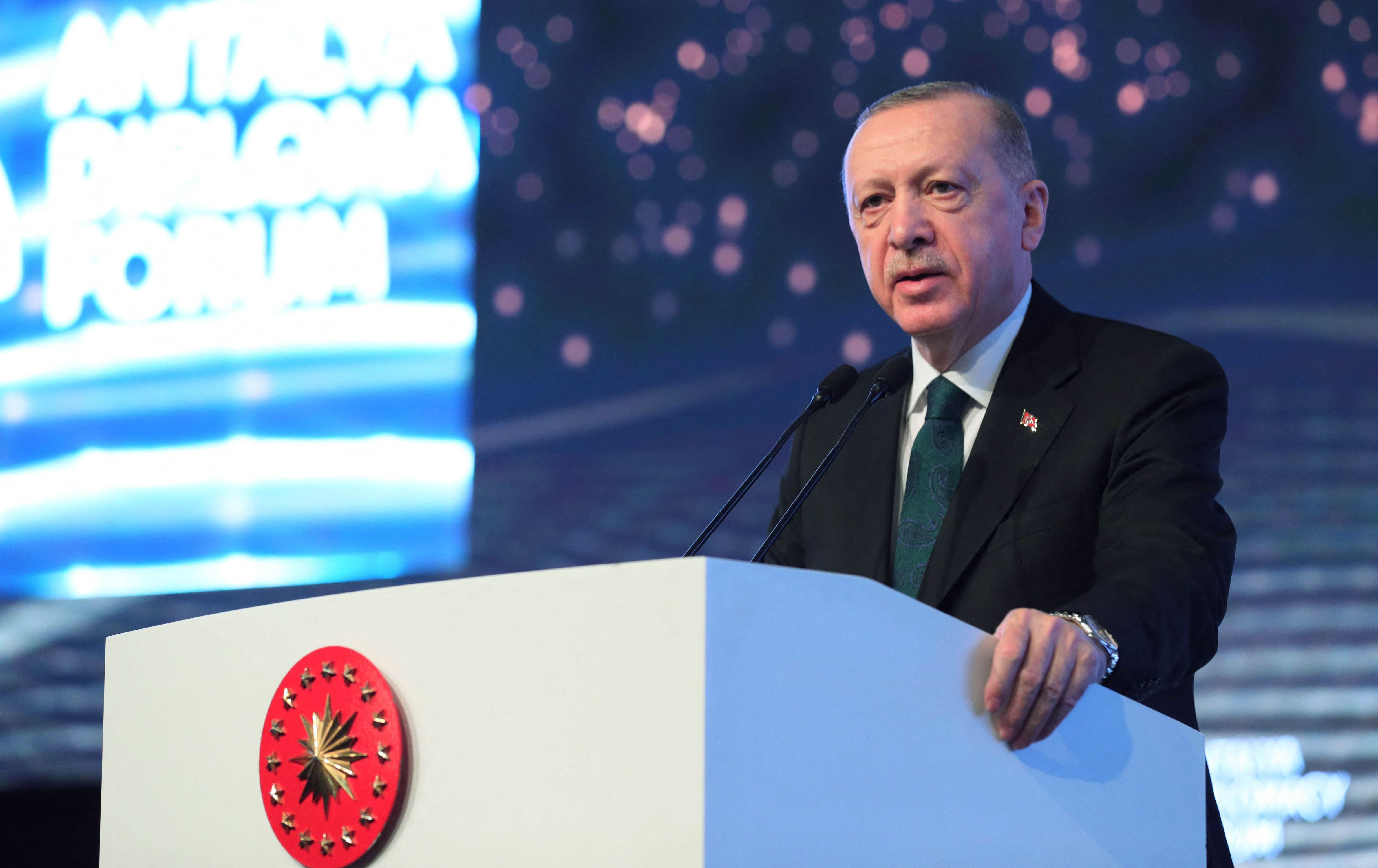 ئەردۆغان: جەژنی نەورۆز لە برایانی جوگرافیای دڵمان پیرۆز دەکەین