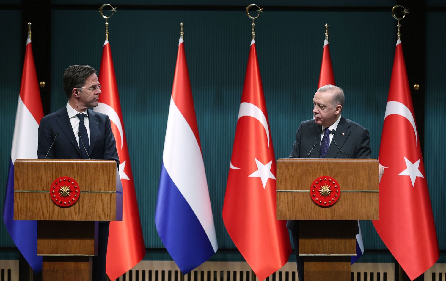 Erdoğan ve Rutte ortak basın toplantısında konuştu