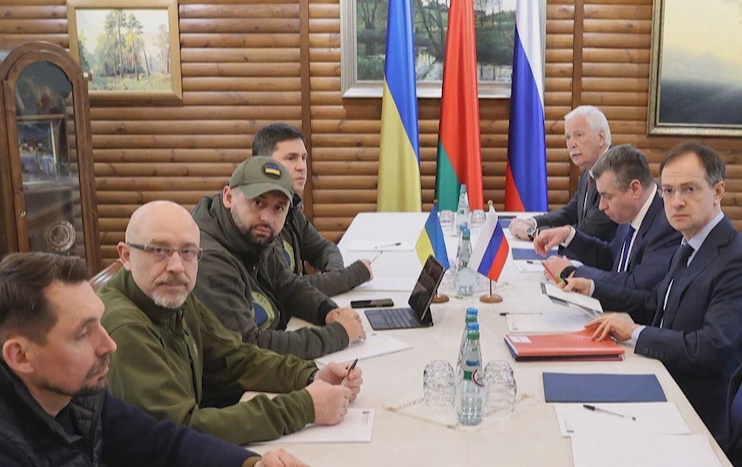 Çima danûstandinên Ukrayna û Rûsya bê encam in?