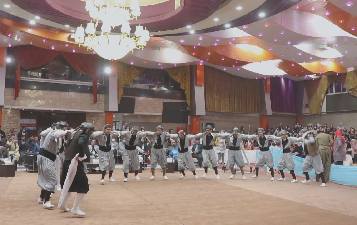 چوارەمین خولی فیستیڤاڵی هەڵپەڕکێ لە بانە بەڕێوەدەچێت