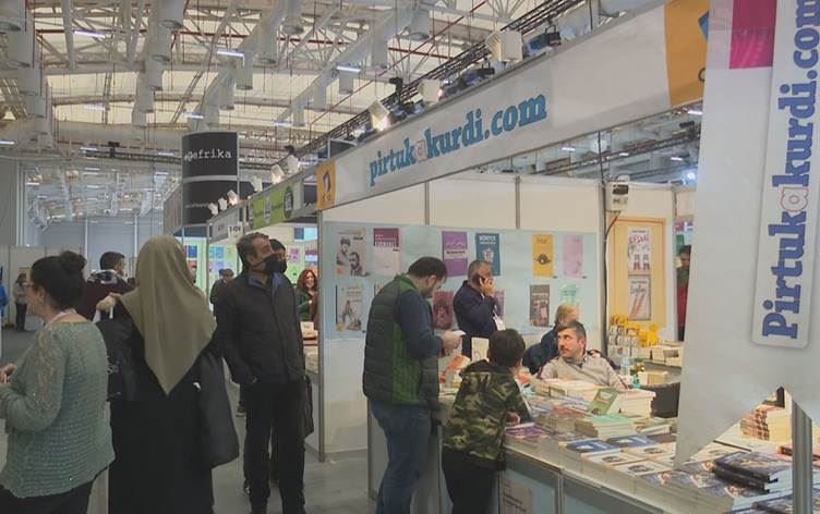 Kürt yayınevleri ve yazarlar İstanbul Kitap Fuarı’nda buluşuyor