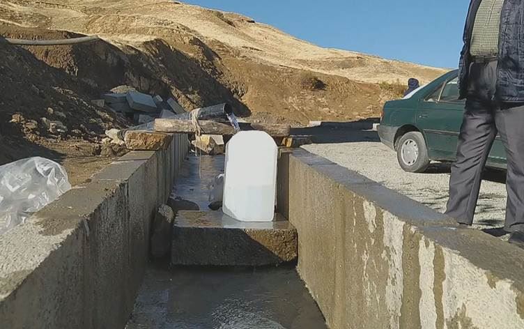 Li 300 bajarên Îranê û Rojhilatê Kurdistanê pirsgirêka avê heye