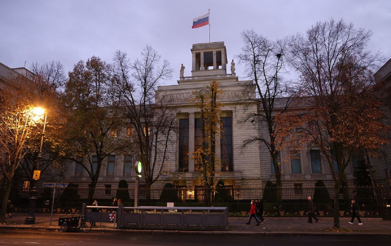 Çar welatên Ewropayê 120 dîplomatên Rusyayê dersînor kirin