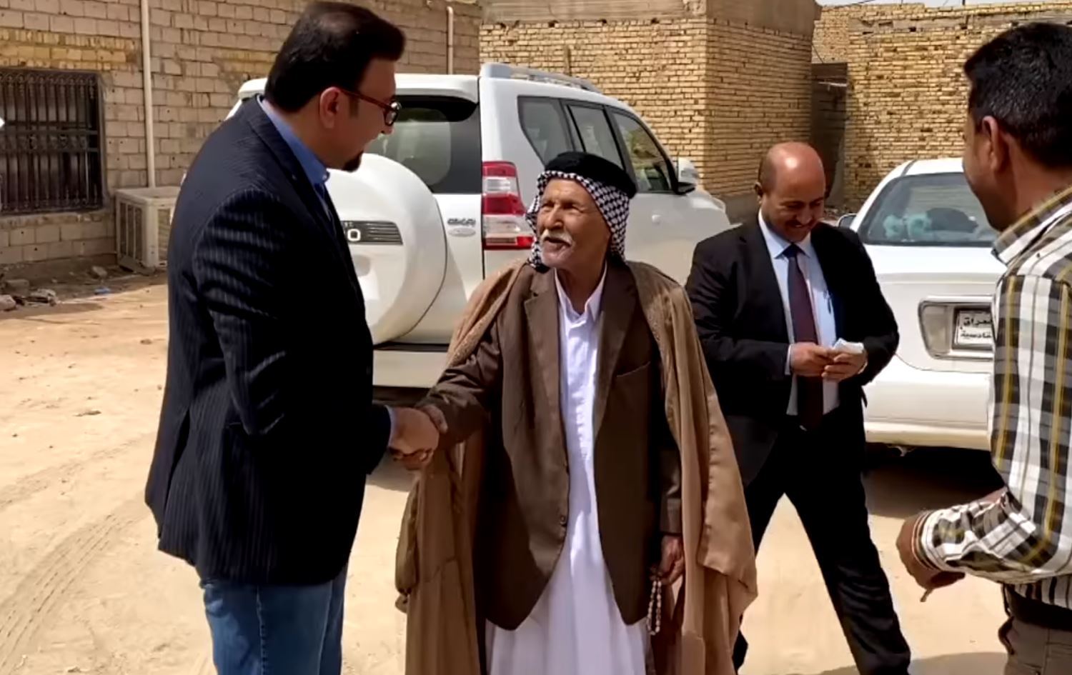 103 yaşındaki Iraklı, kendisinden 66 yaş küçük bir kadınla evlendi