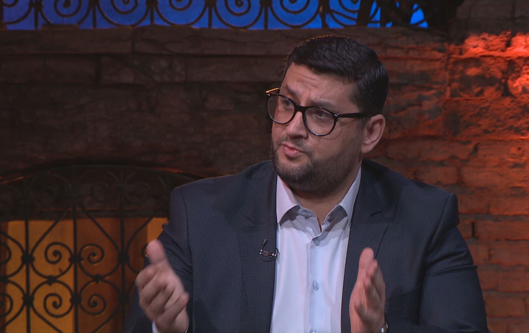 هێڤیدار ئەحمەد: ئەگەر داهاتی سلێمانی کۆکرابایەوە، مووچە لە ماوەی پێنج رۆژدا دابەشدەکرا