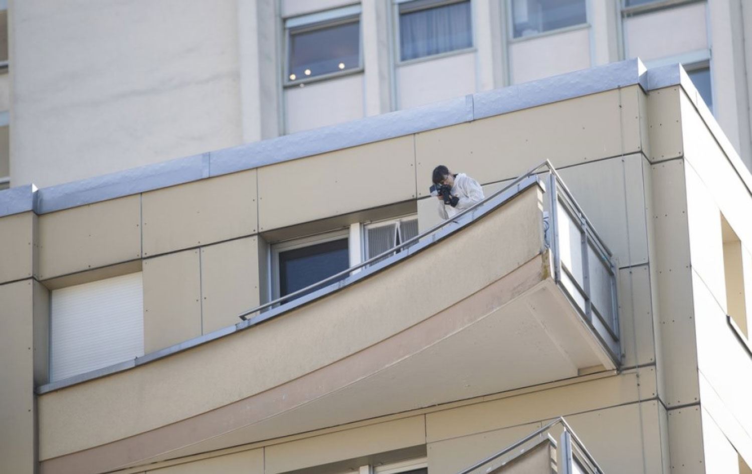 Jandarmadan kaçan aynı aileden 4 kişi, apartmanın 7’inci katından düşerek öldü