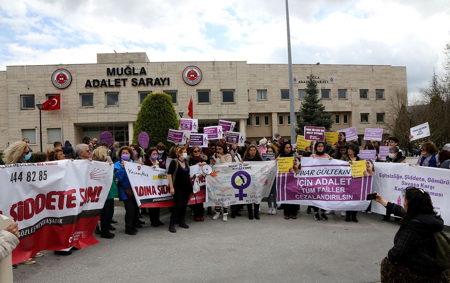 Pınar Gültekin davası: Duruşma ertelendi