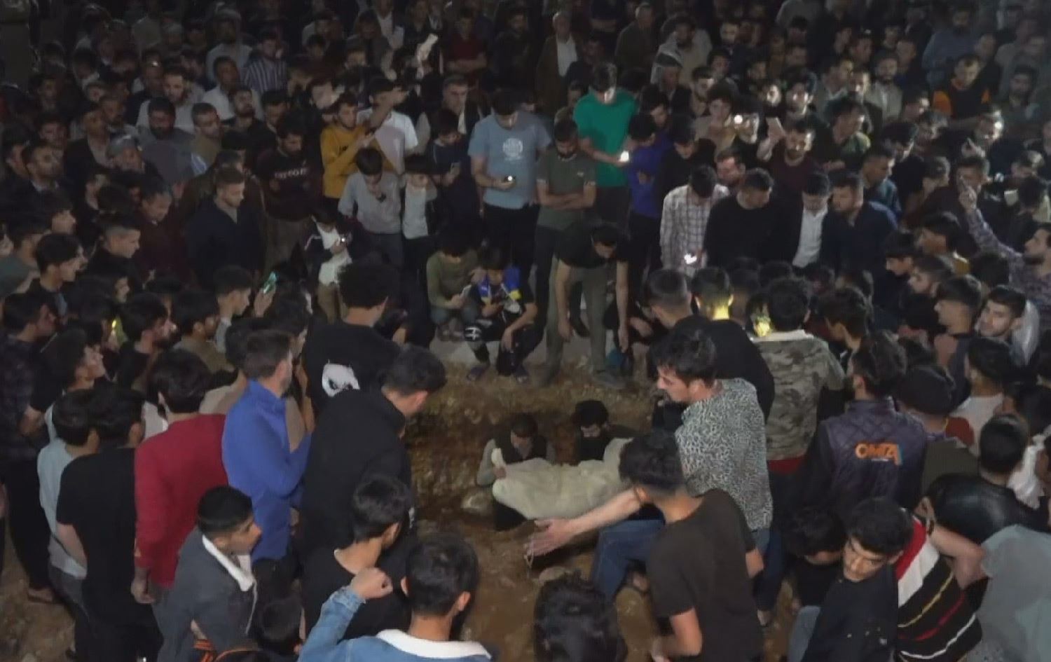 بەخاکسپاردنی تەرمی جێگر و سێڤدا؛ دوو کۆچبەری ئیدارەی راپەڕین کە لە دەریای ئیجەدا خنکان