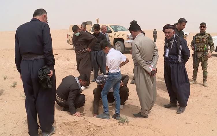 Malbatên Enfaliyan li Nugre Selman di bin erdê de li mirovên xwe digerin