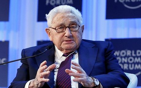Henry Kissinger: Îran ji DAIŞê xetertir e
