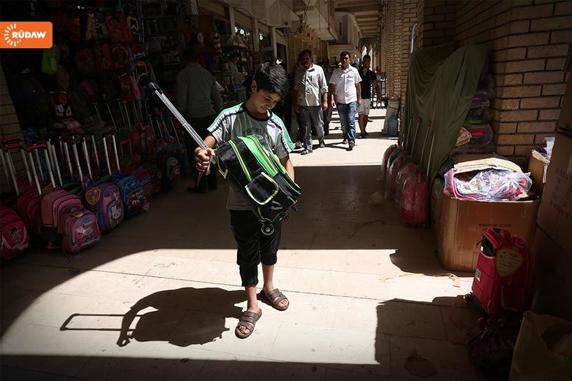 Çarşı pazarda yeni eğitim yılı heyecanı...