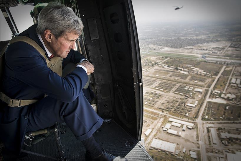 John Kerry'nin uçağından ilginç kareler (Bağdat ziyareti)