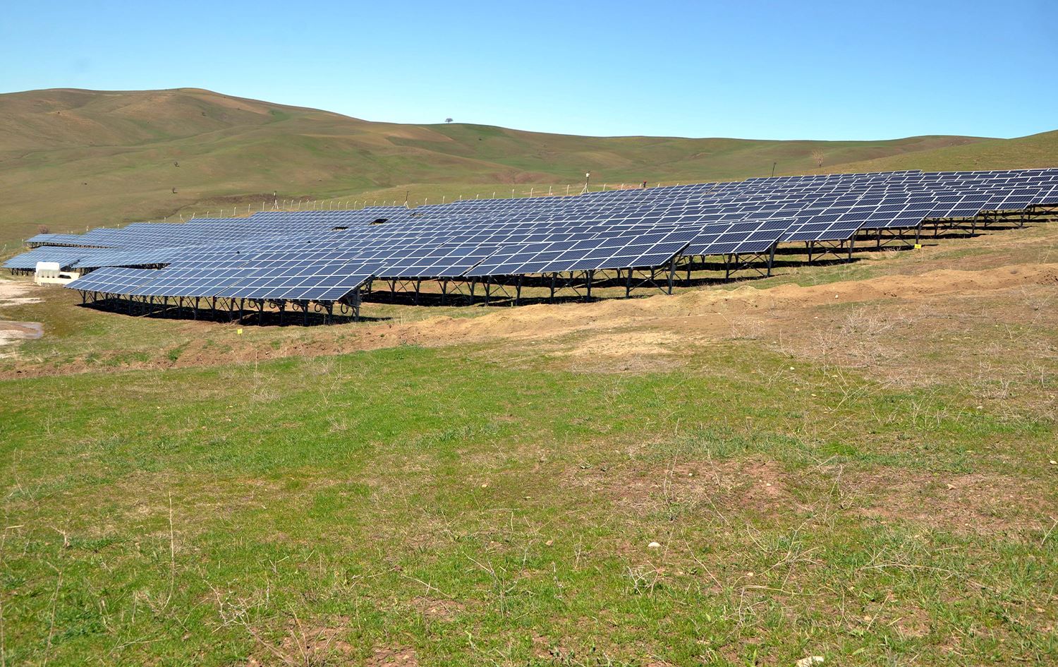 Li Mûşê çar kesan santrala enerjiya rojê çêkir