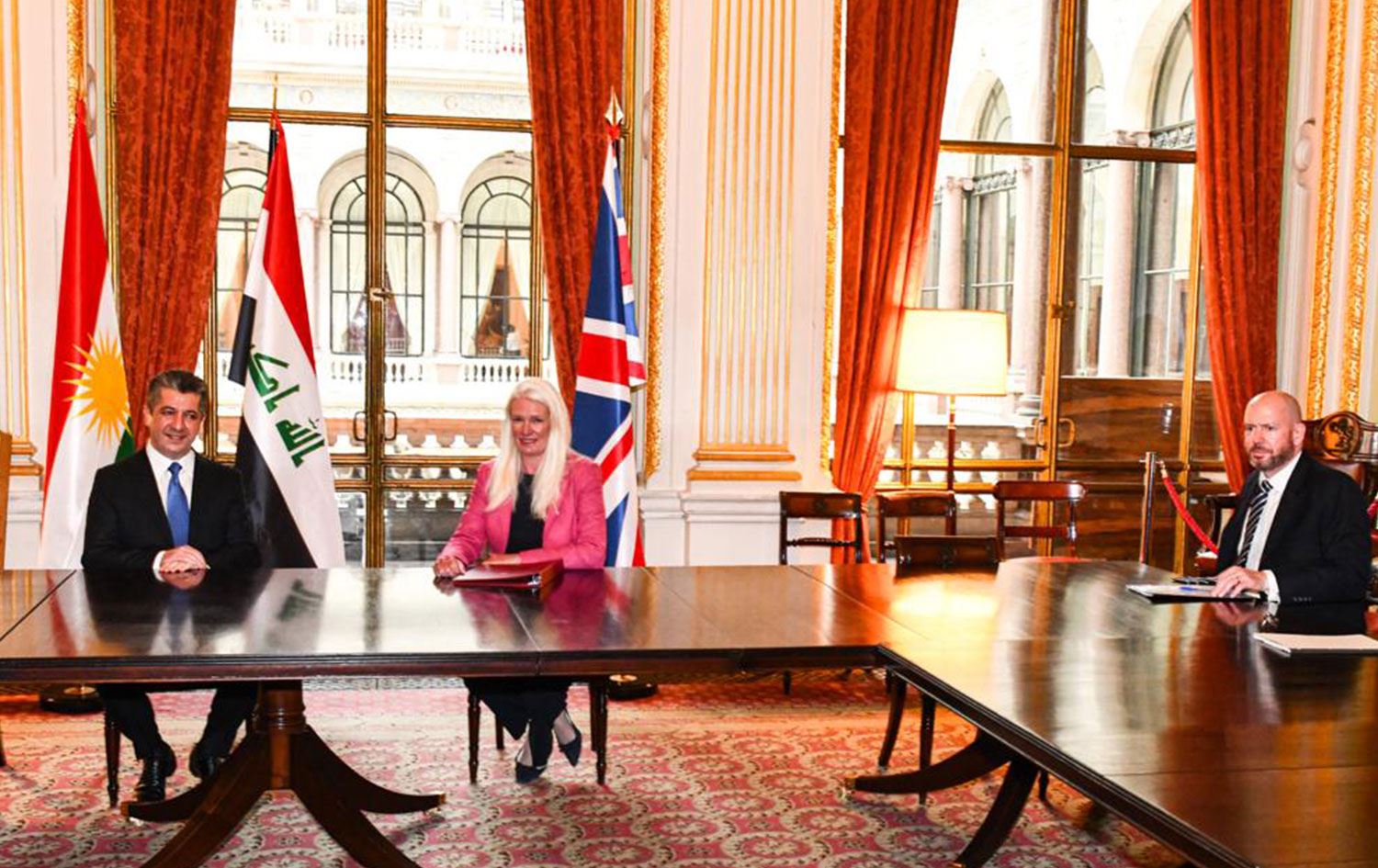 Başbakanı Mesrur Barzani, İngiltere’de bakanlarla bir araya geldi