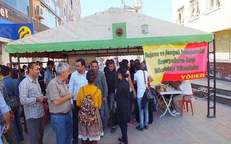 Li Wanê Xwendekaran bo alîkariya  Şengal û Rojava şahî lidar xistin