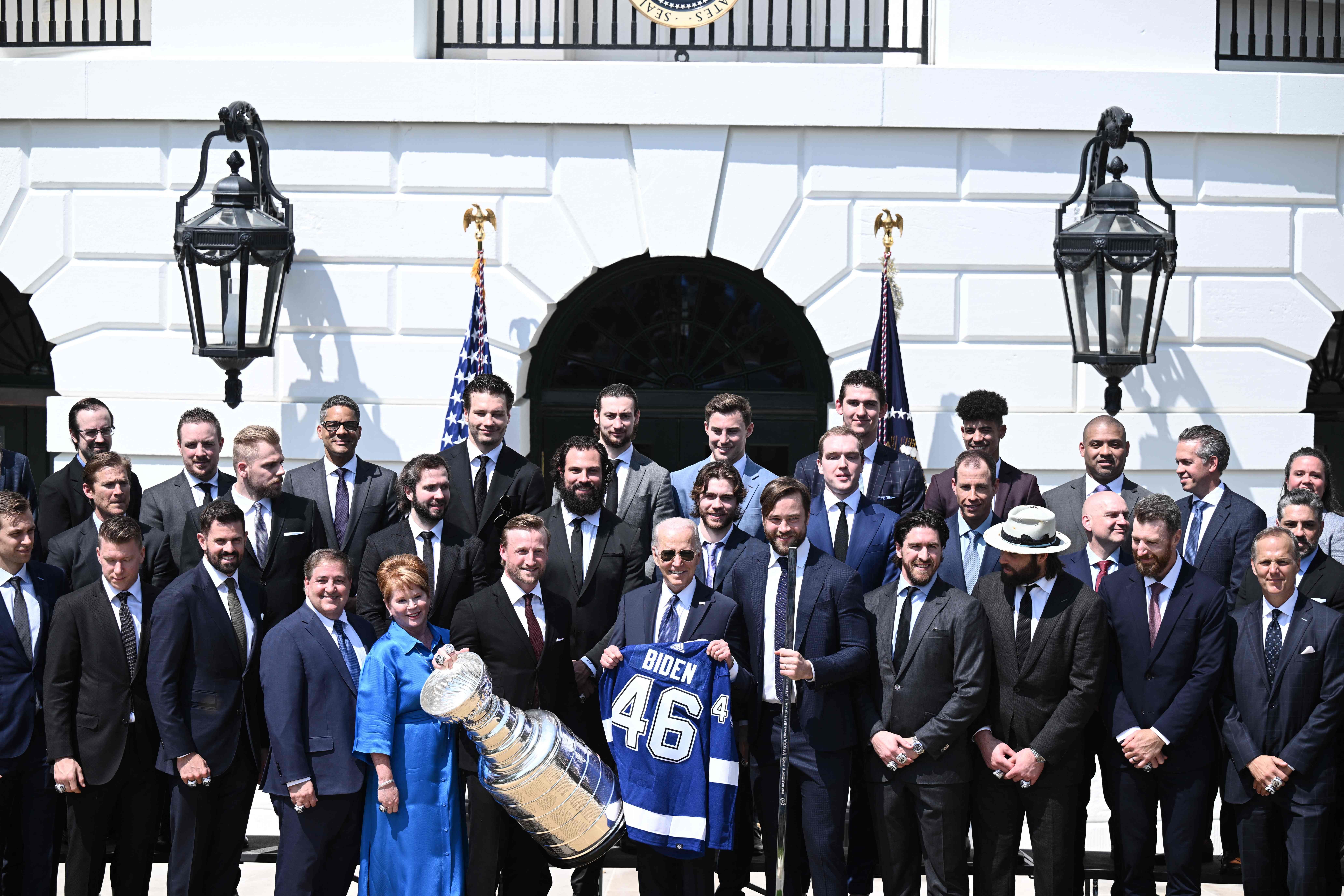 ڤیدیۆ؛ جۆ بایدن لەبەر وەرزش چەند کاژێرێک لە سیاسەت دوورکەوتەوە