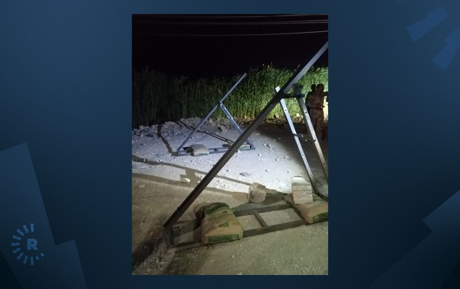 بنکەی ئاسمانیی عەین ئەسەد مووشەکباران دەکرێت