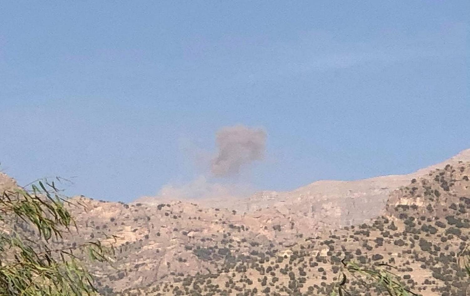 Balefirên Tirkiyê hinek deverên Amêdî bombebaran kirin