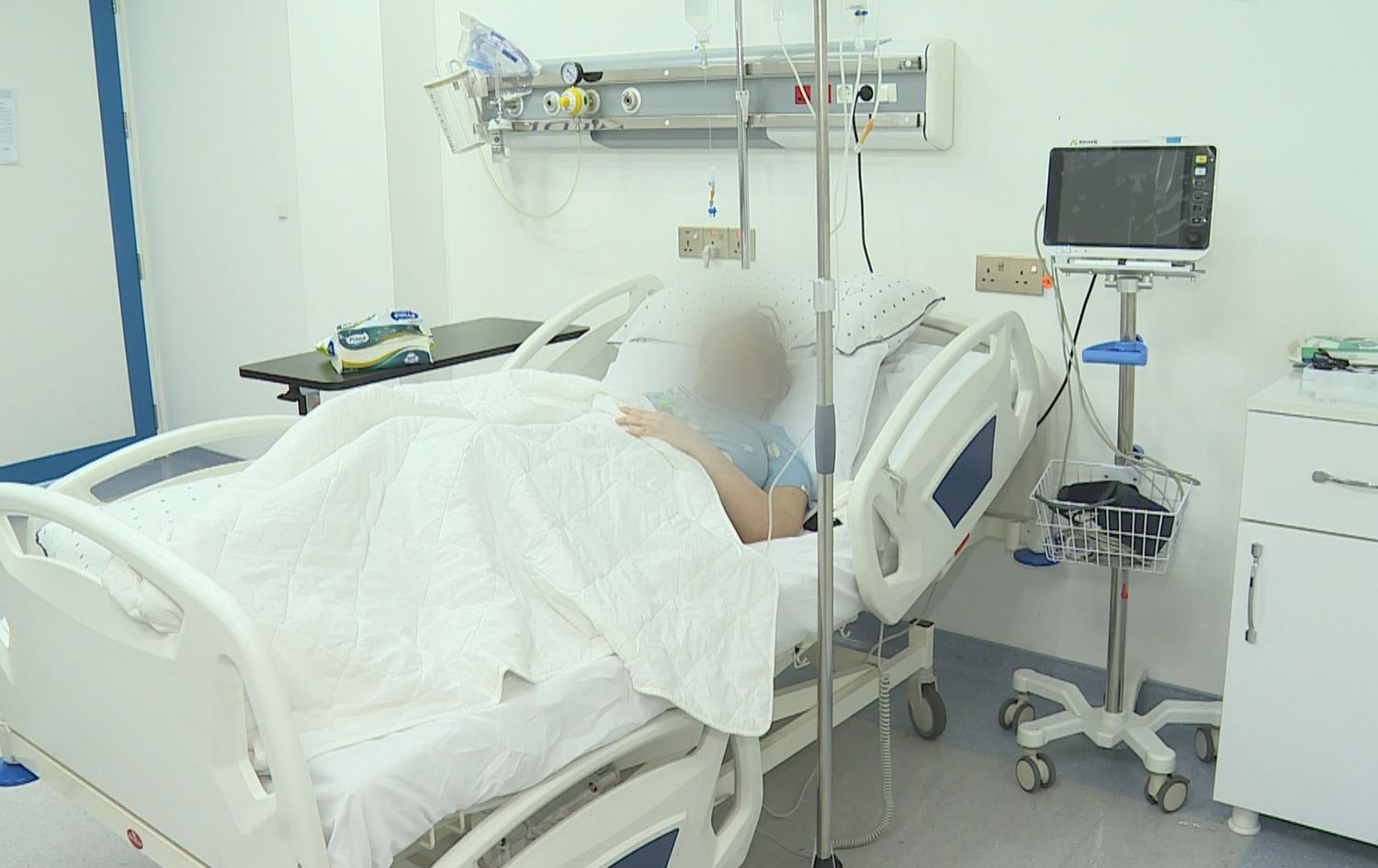 پێنج ئافرەت بەهۆی نەشتەرگەریی جوانکارییەوە سکیان رەش دەبێت و تووشی گانگرین دەبن