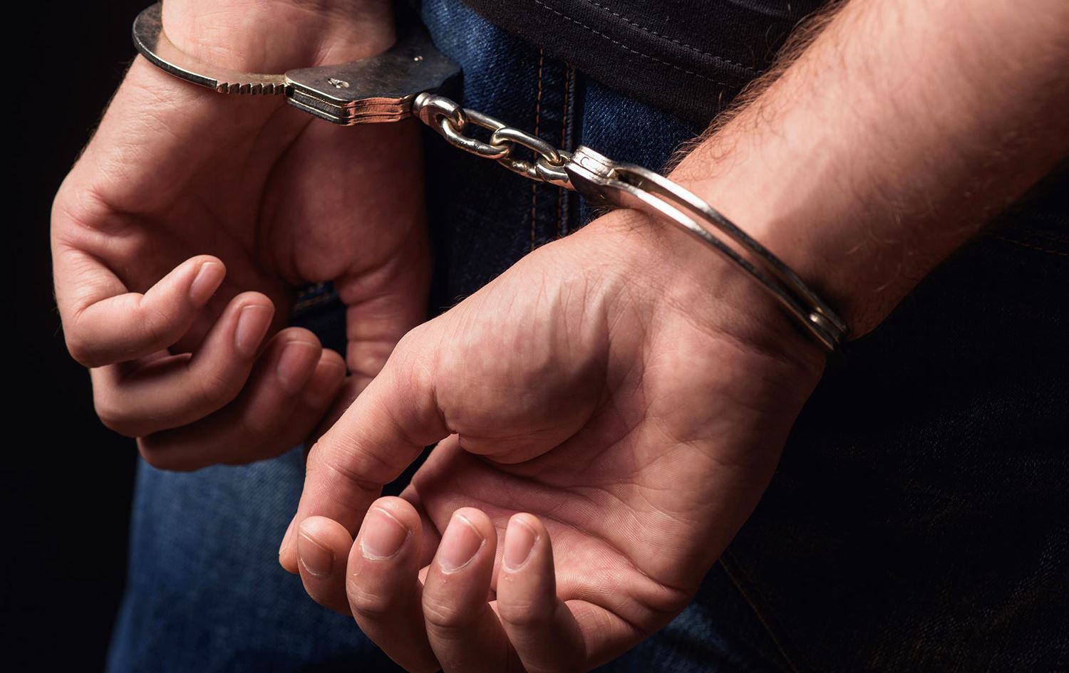 Bayram sabahı eşi ve 3 yakınını öldüren şahıs yakalandı