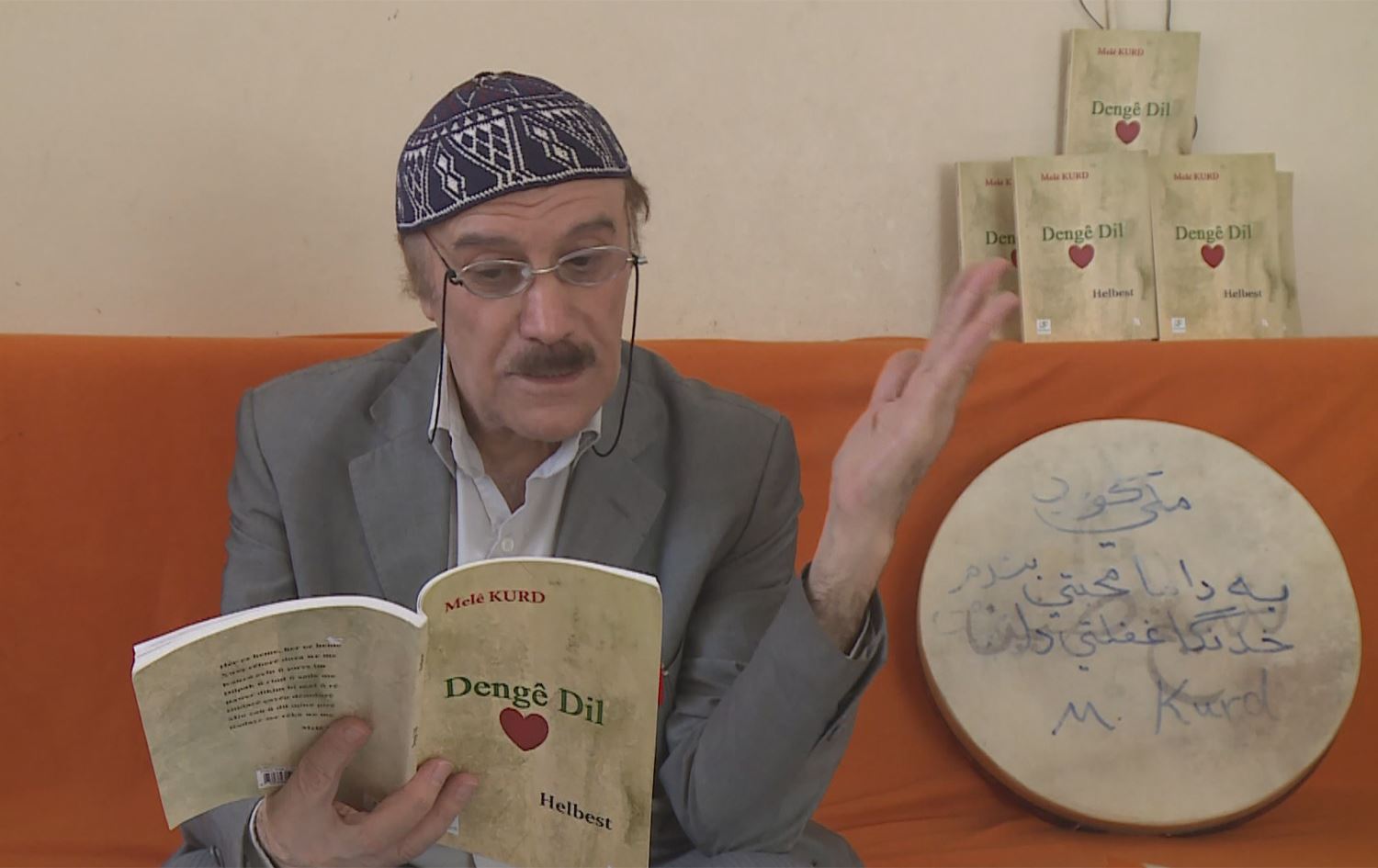 Helbestvanê navdar ê ji Kobanî Melê Kurd dîwana xwe çap kir