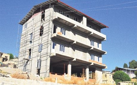 Aloziya “dibistana kurdî” didome