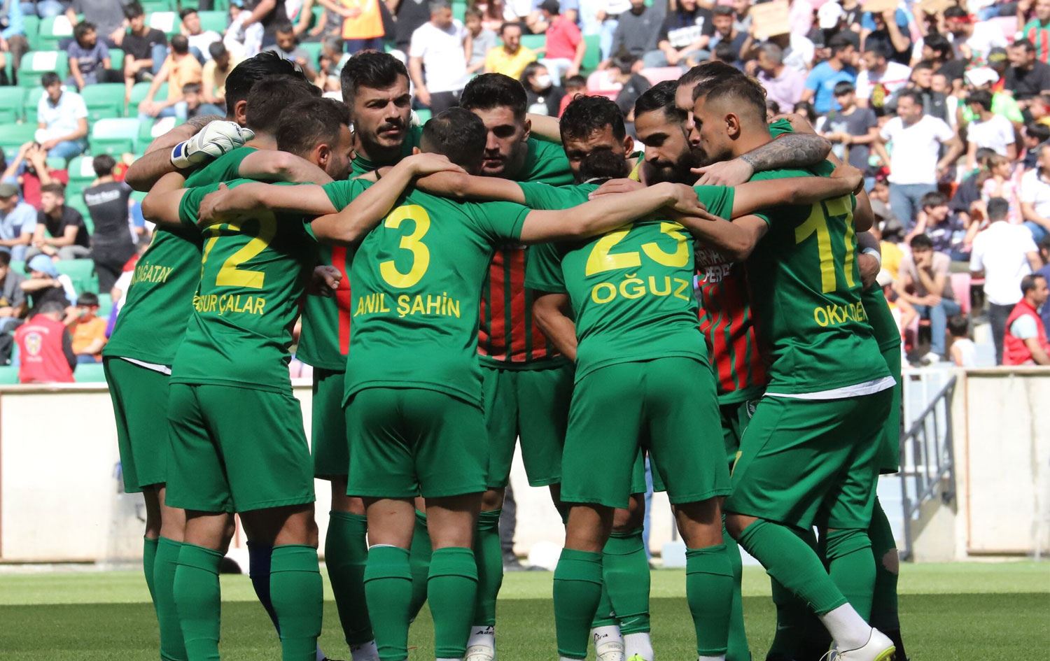 Play Off'a kalan Amedspor'un ilk rakibi Tarsus İdman Yurdu