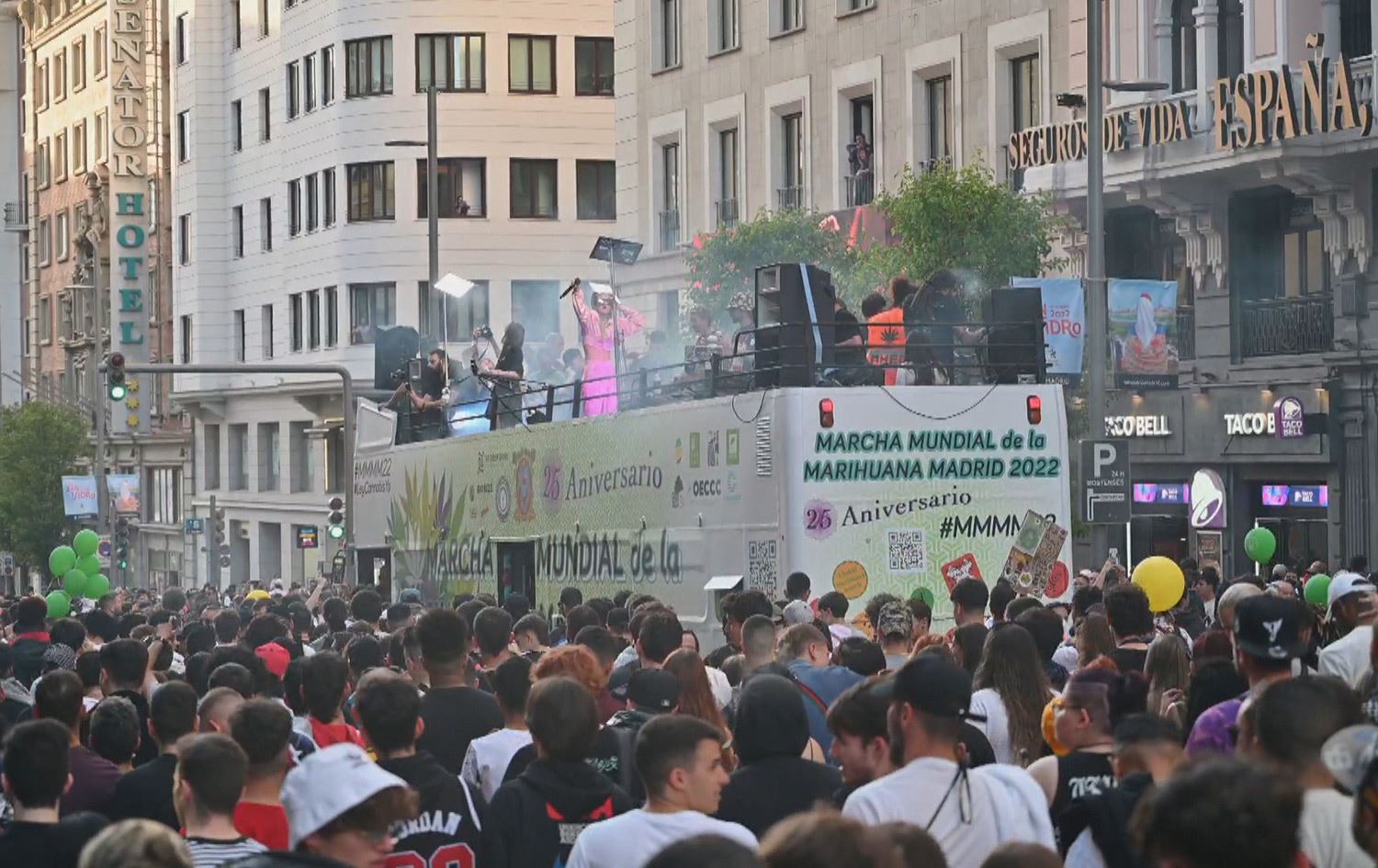 لە ئیسپانیا خۆپێشاندانێک بۆ بە یاساییکردنی ماریوانا بەڕێوەدەچێت