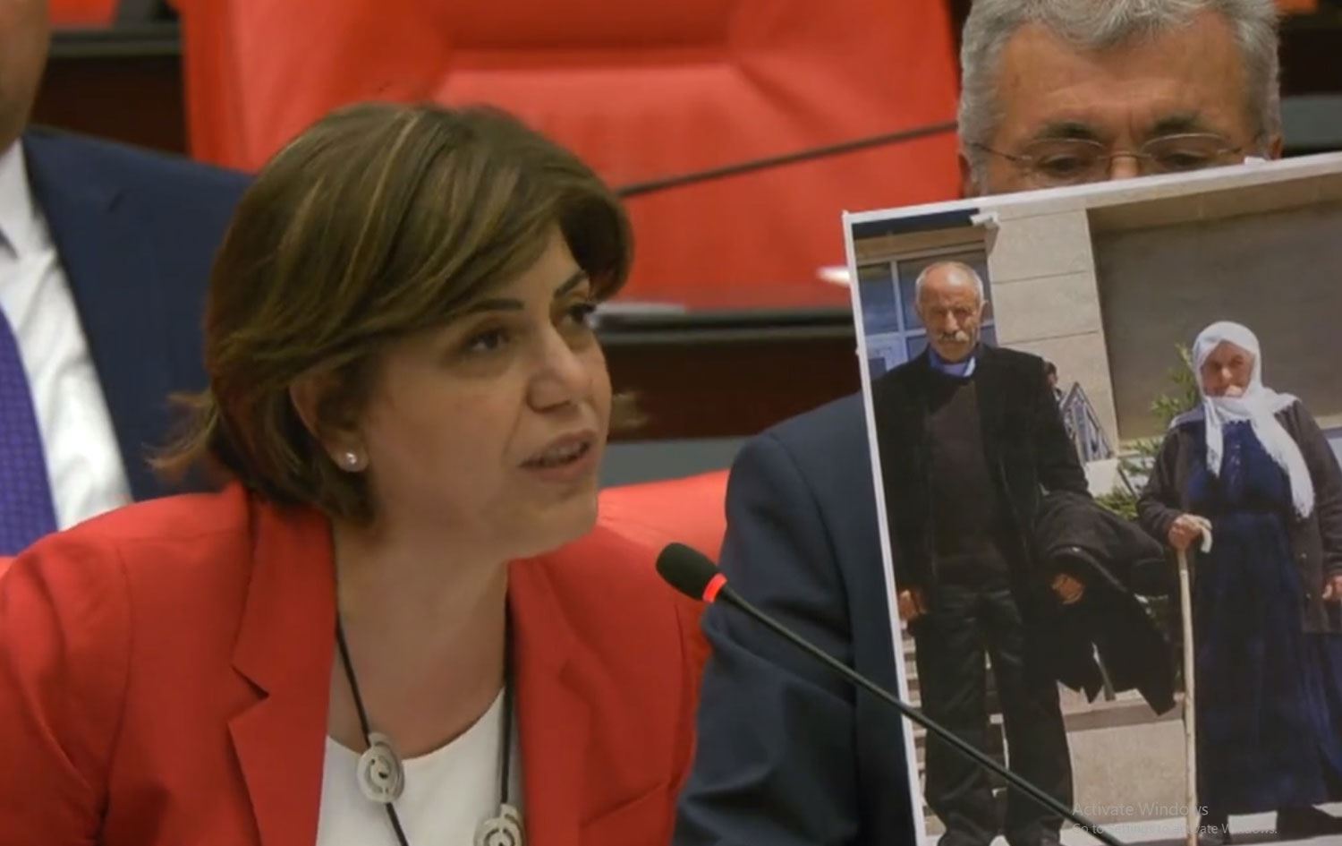 78-80 YAŞINDAKİ ÇİFTİN TUTUKLANMASI - İktidar vekilleri bir dakika bu fotoğrafa baksın