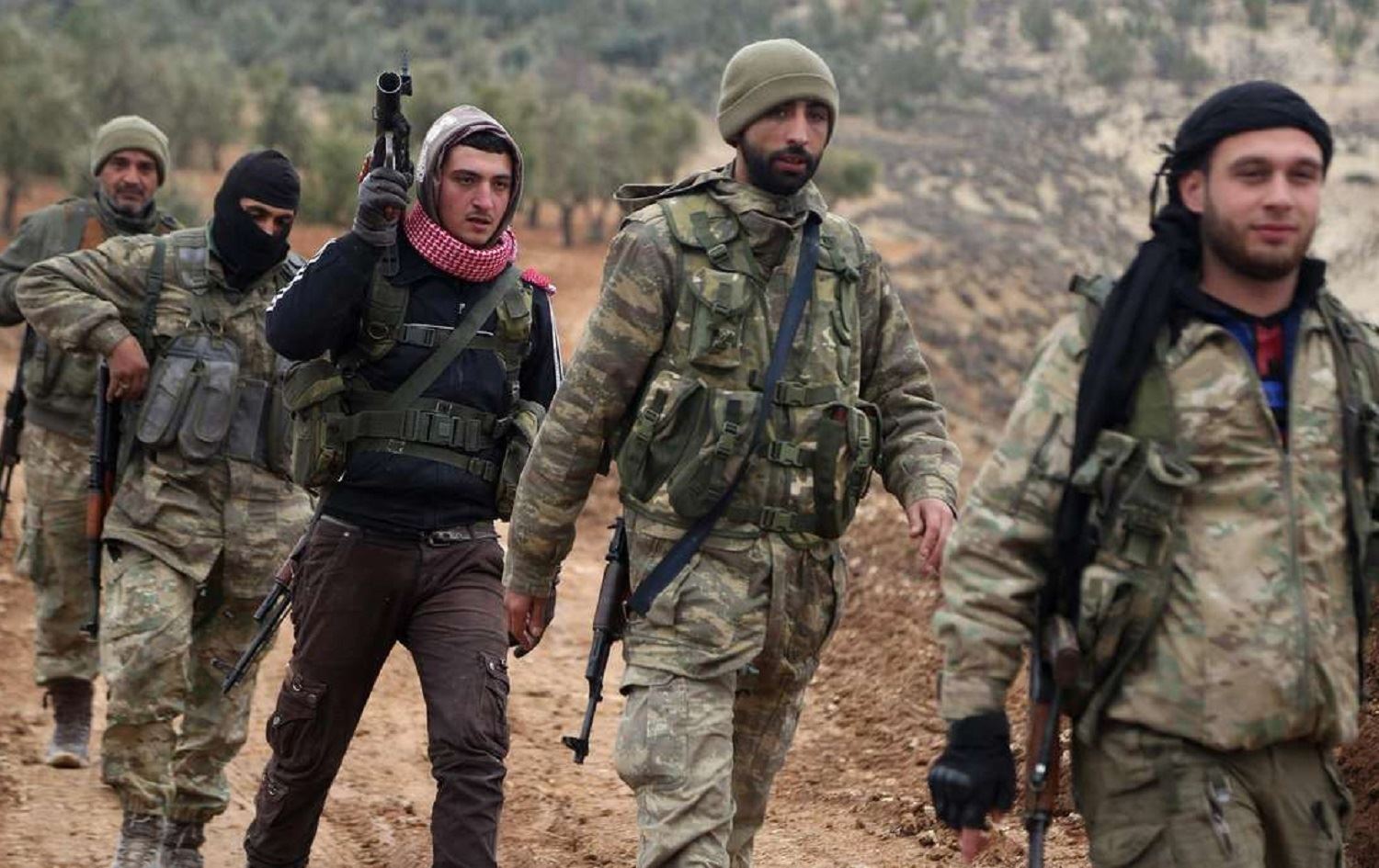 Li Efrînê çekdarên grûpa Sultan Murad jinek û keça wê revandin