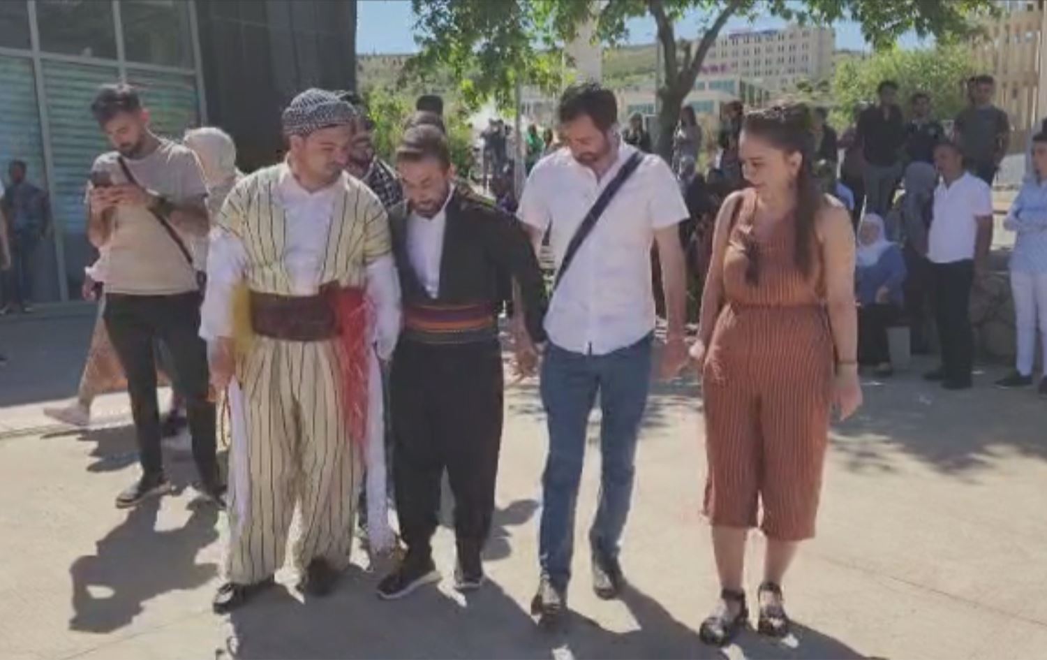 Li Mêrdînê ahenga derçûyên Beşa Ziman û Edebiyata Kurdî birêve çû