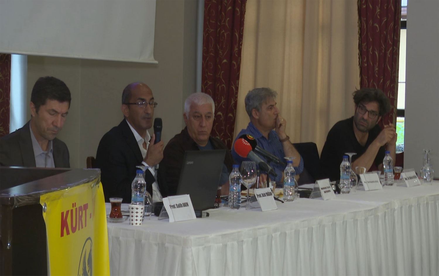 KÜRT-KAV’dan ‘Dil Hakkı ve Kürt Dili Üzerindeki Baskı’ sempozyumu