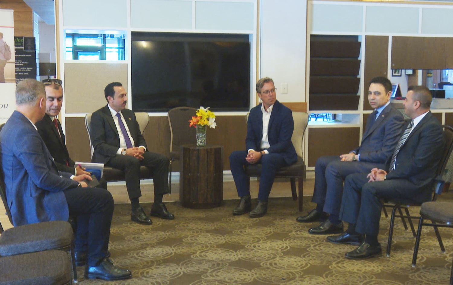 شاندی پارێزگای هەولێر بەشداریی دانیشتنی ئەنجوومەنی شارەوانیی ناشڤیل دەکات