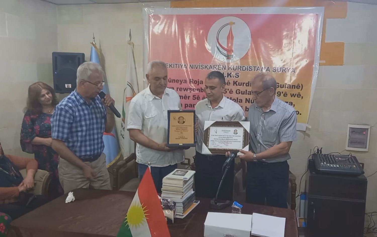 YNKSê li Qamişlo çalakiyên rewşenbîrî li darxistin