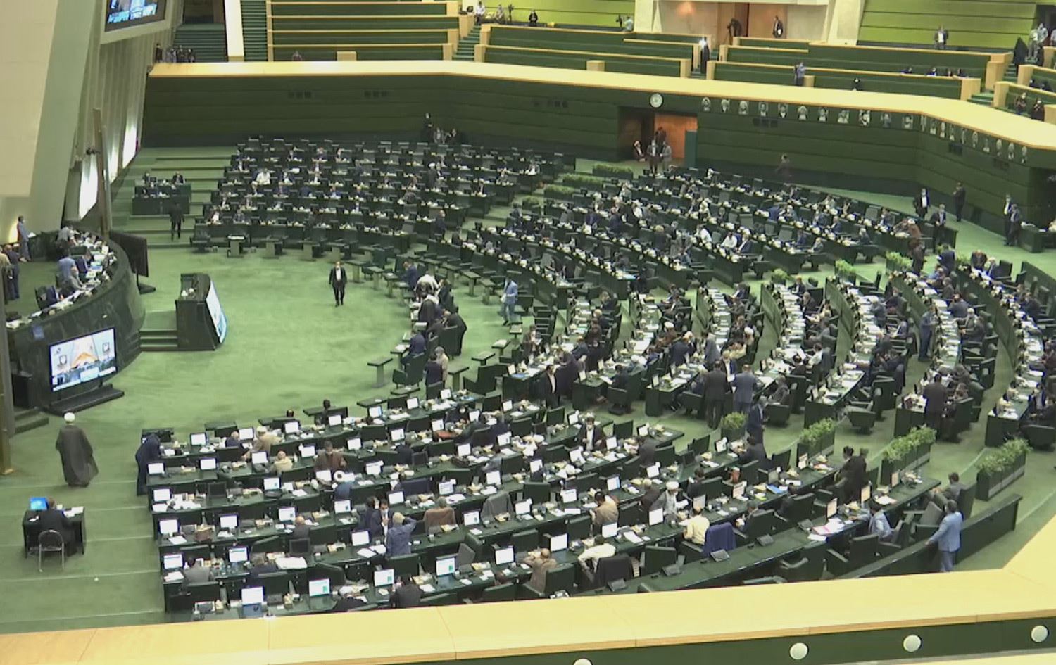 هەڵبژاردنی ساڵانەی دەستەی سەرۆکایەتیی پەرلەمانی ئێران بەڕێوەچوو