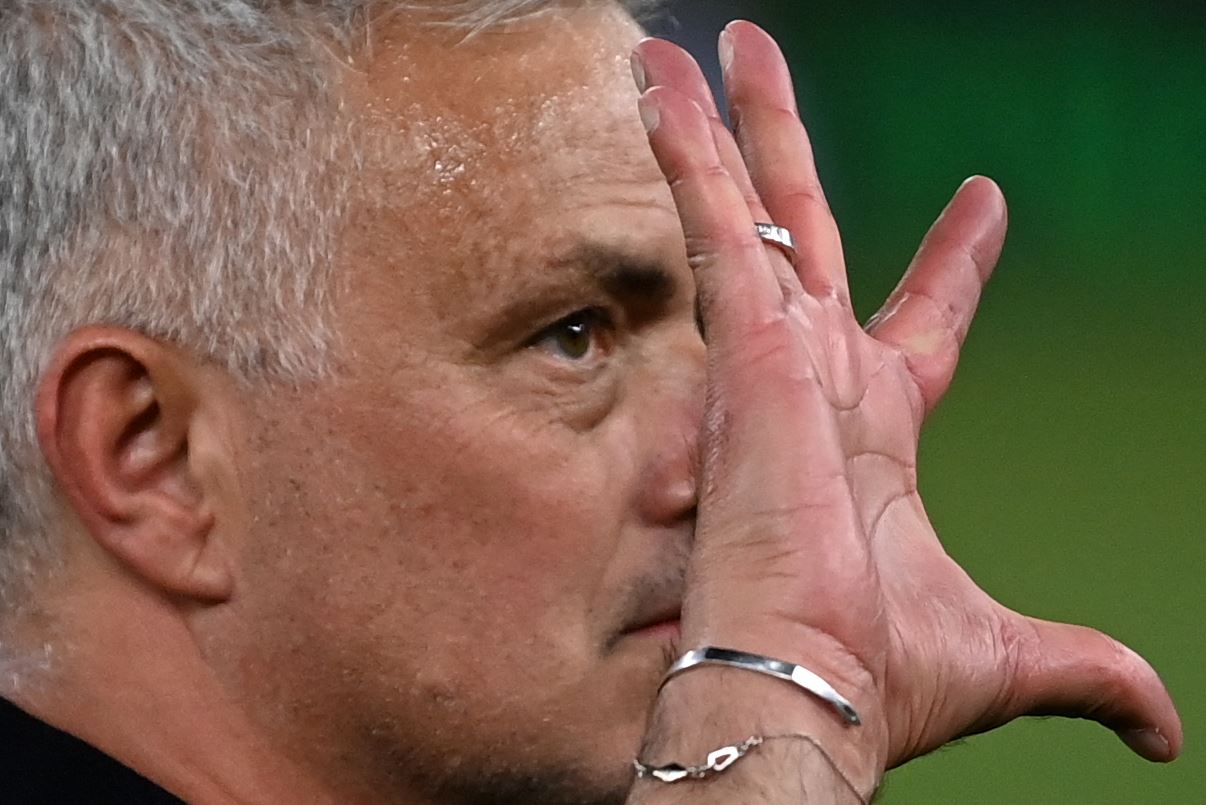 لێدوانی مۆرینیۆ سەبارەت بە بردنەوەی نازناوی کۆنفرانسلیگ