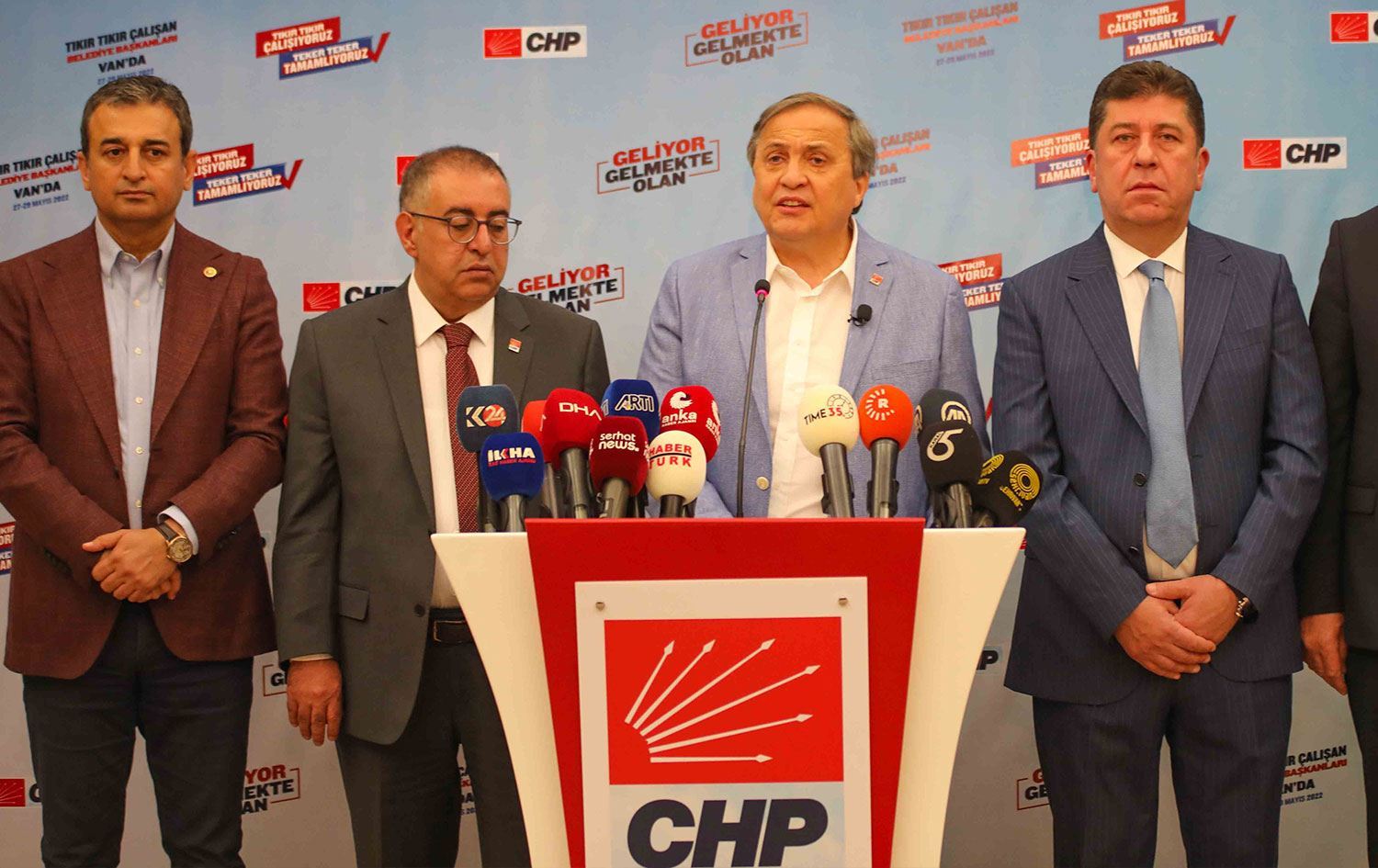 Cîgirê Serokê CHPê bo Rûdawê: Divê em hev helal bikin
