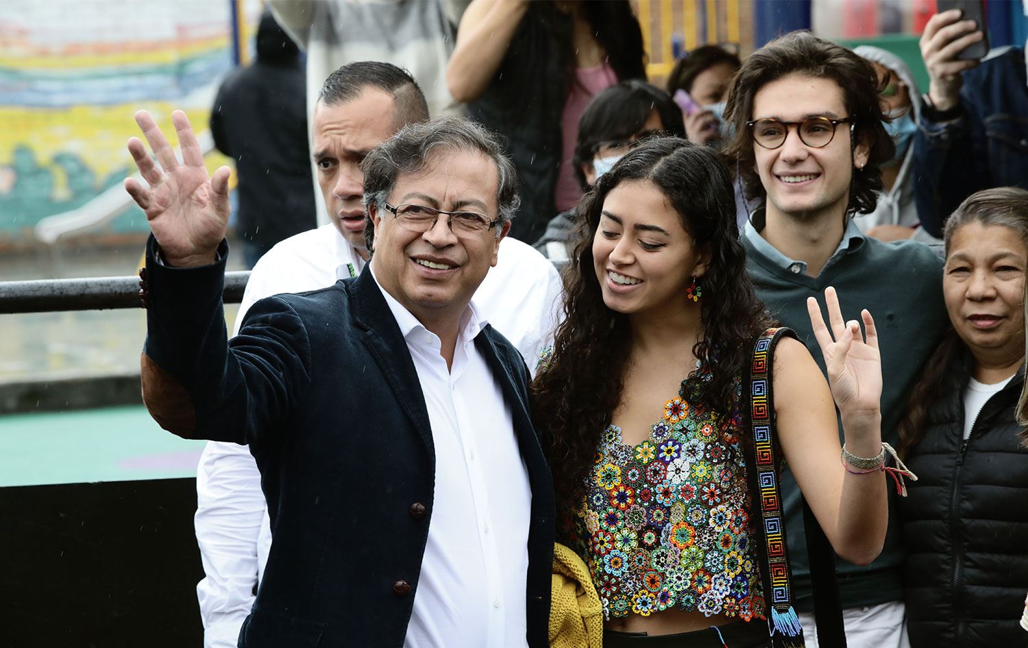 Kolombiya: Eski gerilla, seçimde en çok oyu aldı