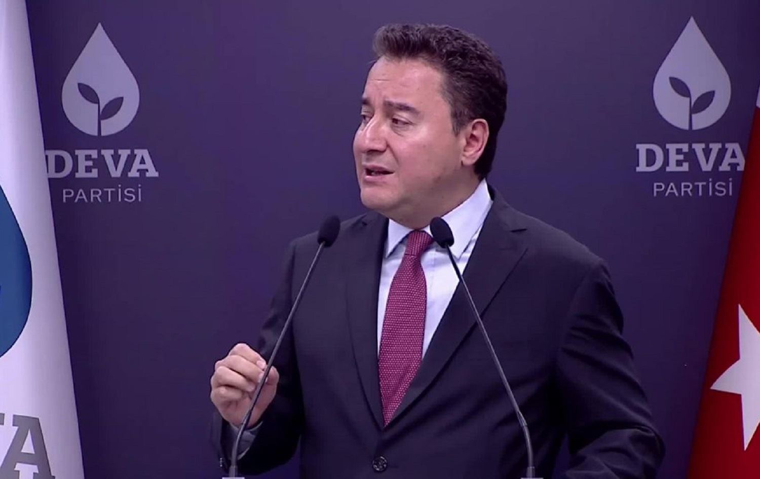 Alî Babacan ji niyeta hikûmetê bo êrîşa ser Rojava bi guman e