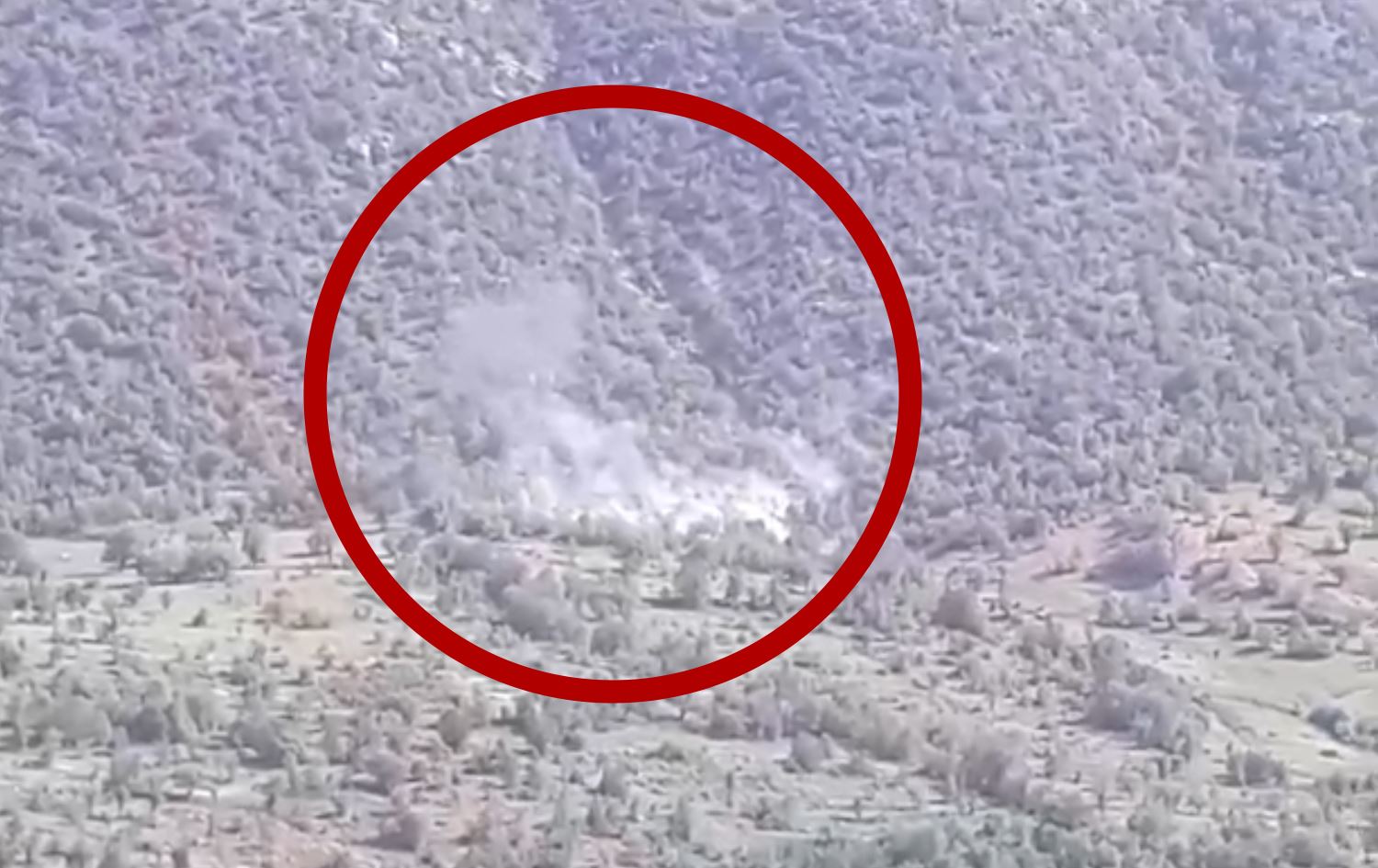 موختاری گوندێکی سنووری ئامێدی: 10 گوللـە تۆپ لە نزیک گوندەکەمان کەوتنە خوارەوە