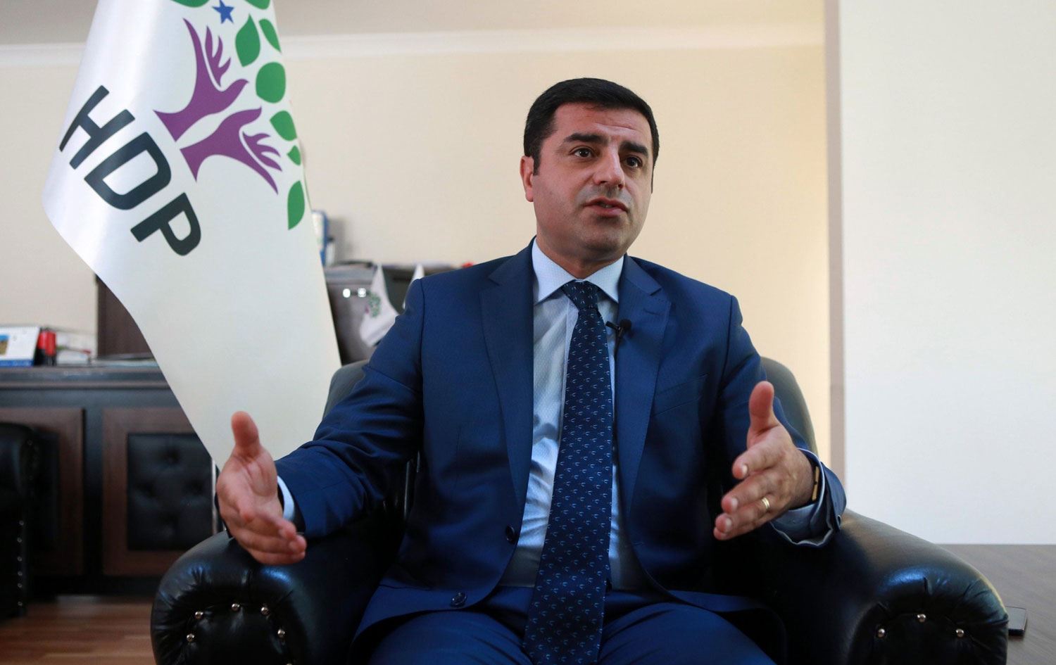 Demirtaş: Şu anda bile PKK ile görüşmeler gerçekleşiyor olabilir