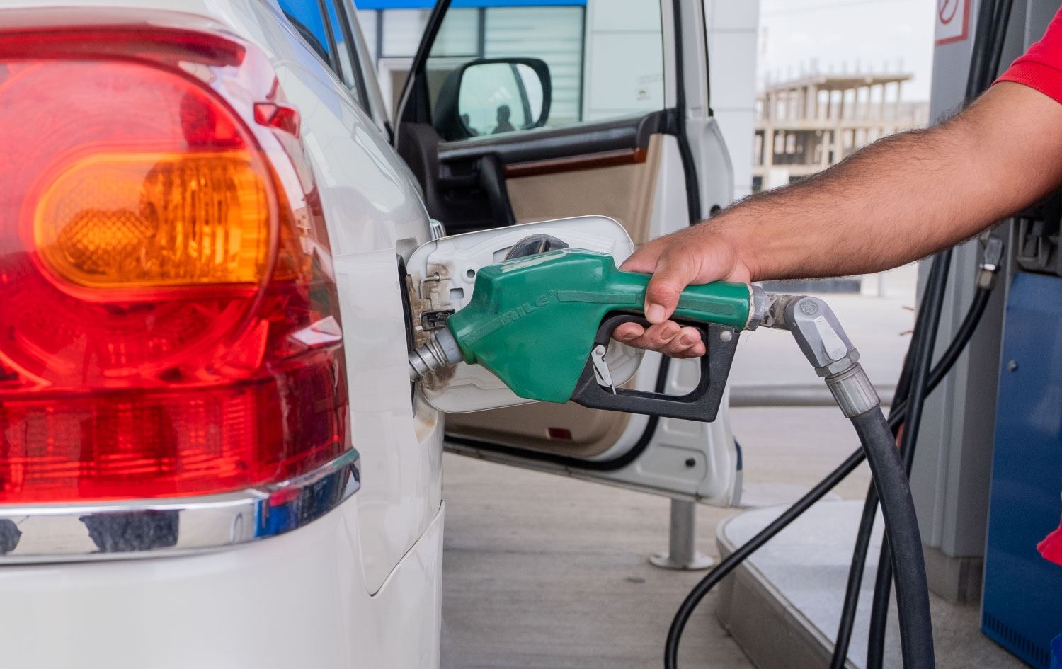 پارێزگاری دھۆک شەش بڕیار لەبارەی نرخ و کواڵێتیی بەنزین دەدات