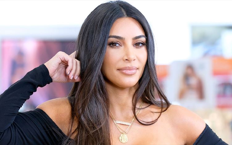 کیم کارداشیان سێ جار بینەری فیلمە نوێیەکەی تۆم کروز بووە