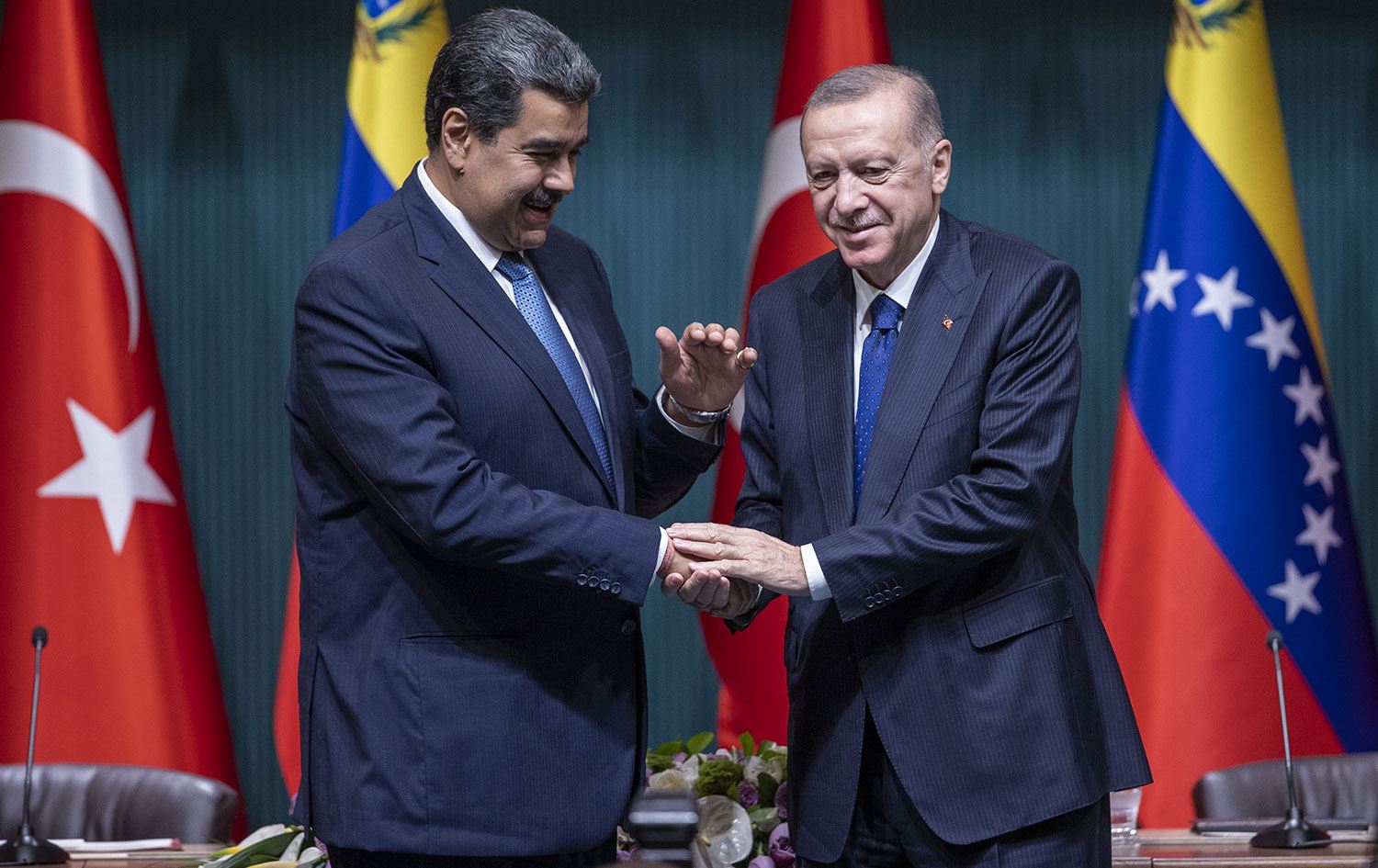 Maduro: Bilseydim Lavrov ile görüşürdüm, harika bir adam