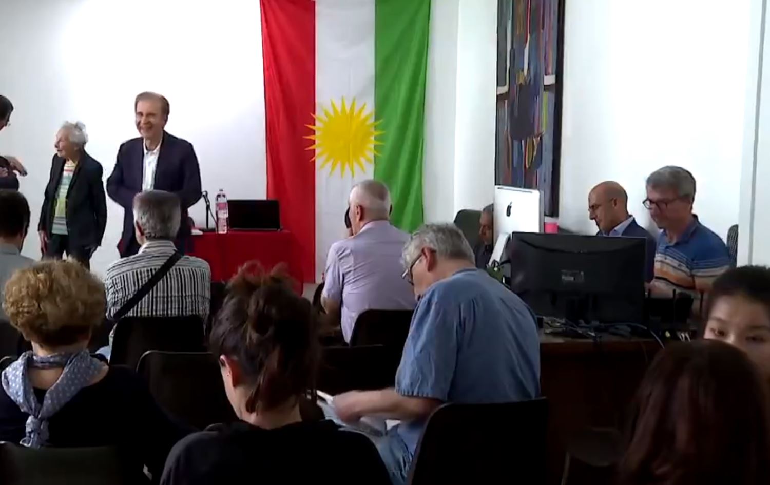 Nêrînên Kurdan li ser hilbijartinên Fransayê