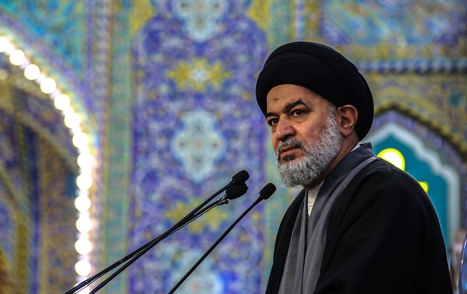 نوێنەری سیستانی: مەرجەعییەت چاودێریی دۆخەکە دەکات و لەبارەی زۆر بابەت هۆشداری داوە