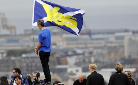 As Britain Woos Scots, Iraq Isolates its Kurds