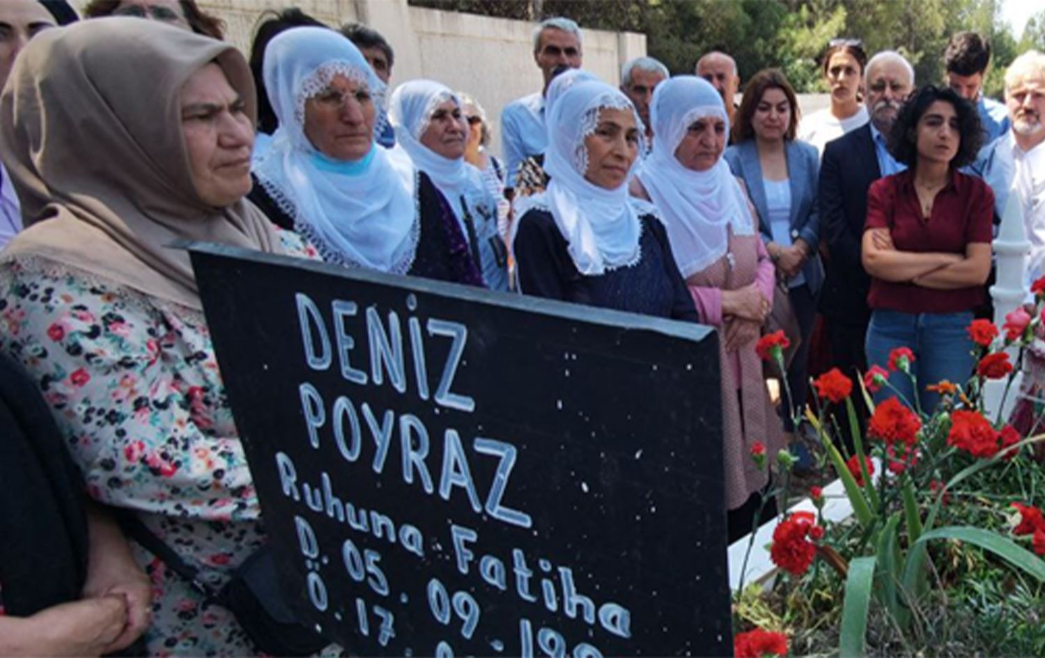Denîz Poyraz li Îzmîrê hat biranîn