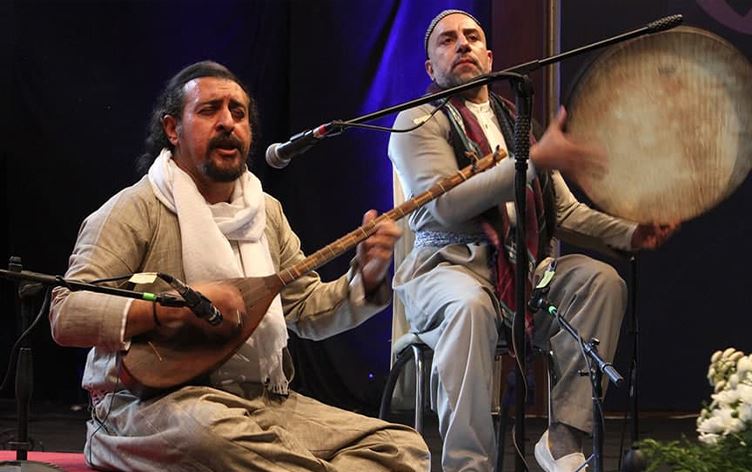 فەرید ئیلهامی ئامێری تەنبوور لە هەرێمی کوردستان زیندوو دەکاتەوە