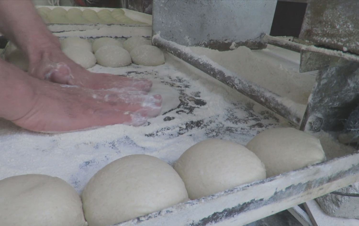 هاونیشتمانیانی رۆژهەڵاتی کوردستان: فرۆشتنی نان لە نانەواخانەکان سنووردار کراوە